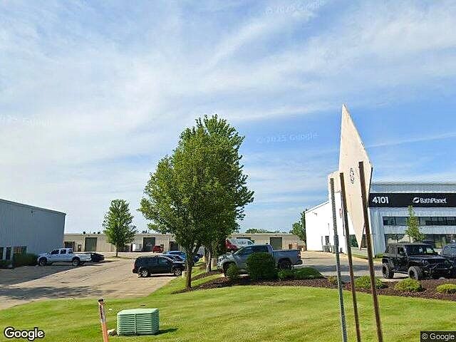 East Paris Commerce Park photo 4