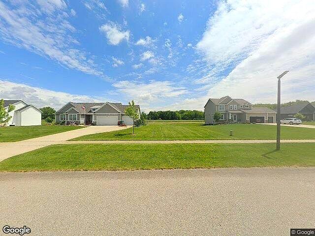 Fox Meadows North photo 5