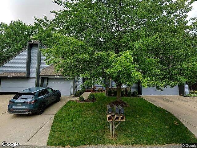 Cross Creek Condominiums photo 3