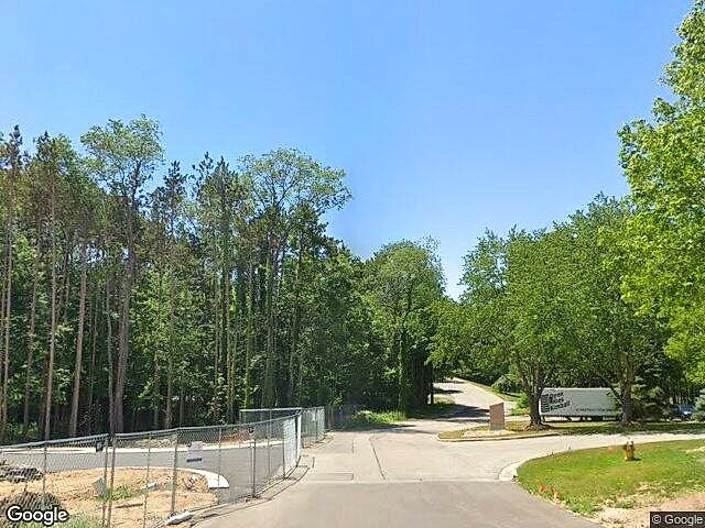 Evergreen Lake Office Park photo 13