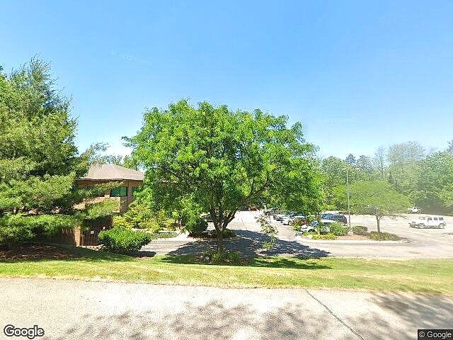 Evergreen Lake Office Park photo 5