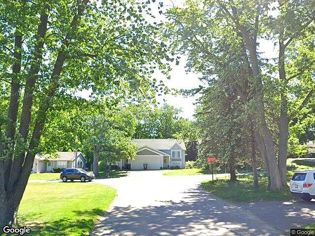 248 E 17th Street Condominiums photo 2