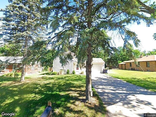248 E 17th Street Condominiums photo 4