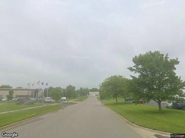 76th Street Industrial Center photo 3