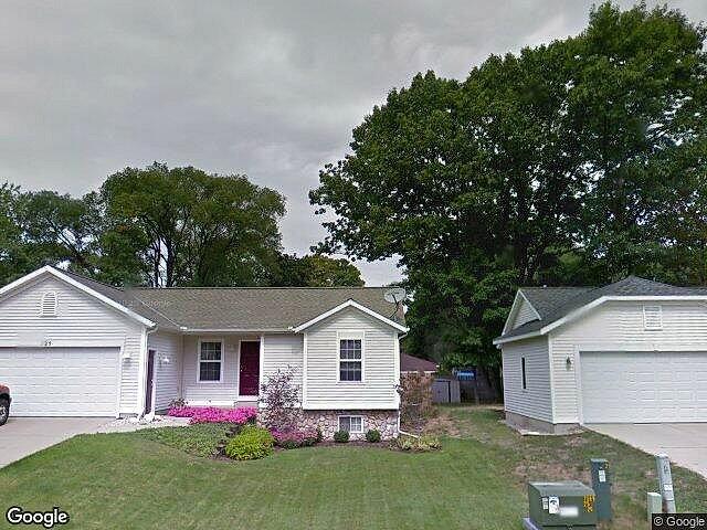 Elwood Estates photo 2