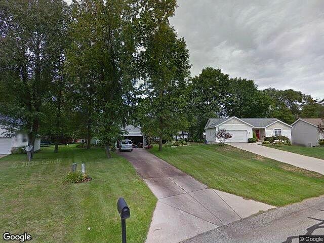 Elwood Estates photo 3