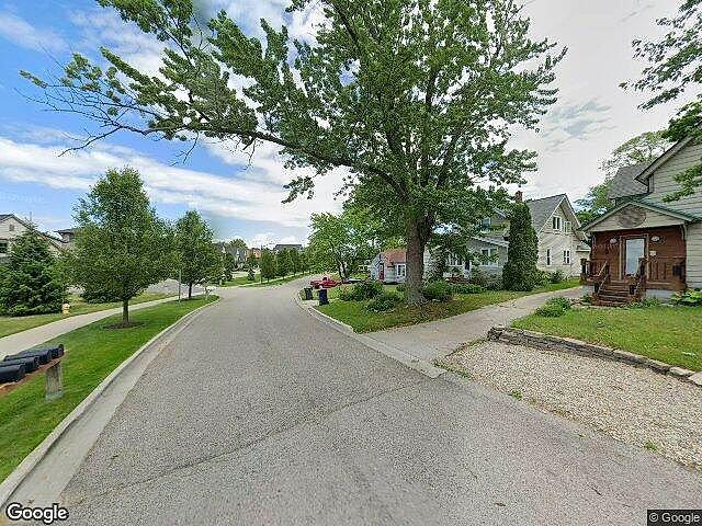 CARRIAGE HOMES AT SOUTHSHORE ON MACATAWA photo 5