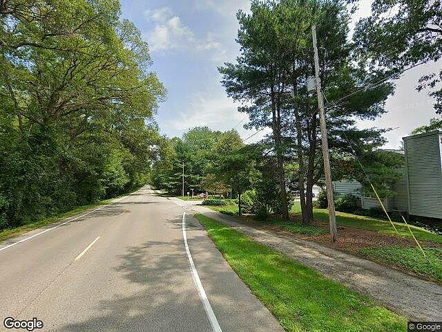 ARTHUR COURT CONDOS photo 5