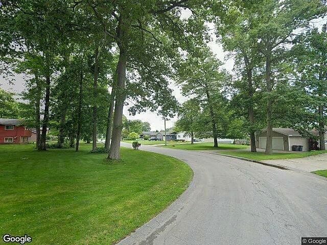 Bayou Meadows Condominiums photo 2