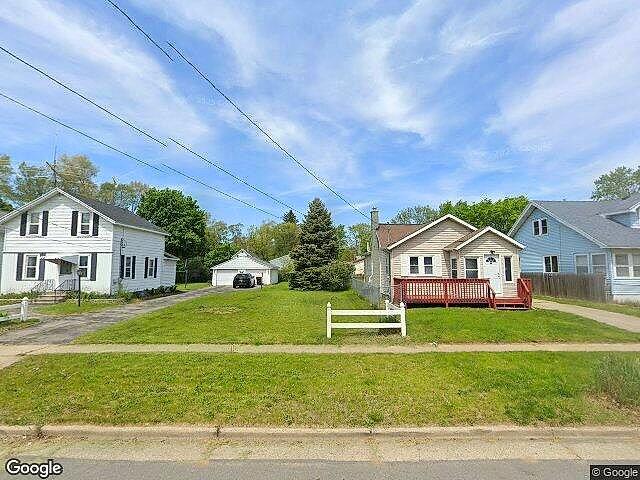 South Lawn Park photo 2