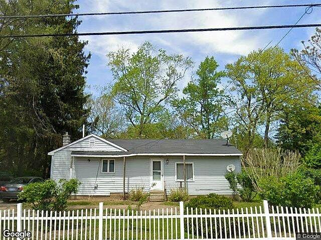 South Lawn Park photo 5