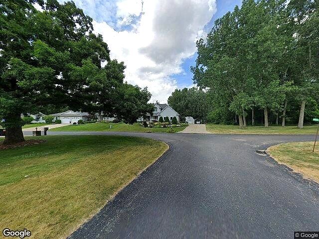 Grand Woods photo 9