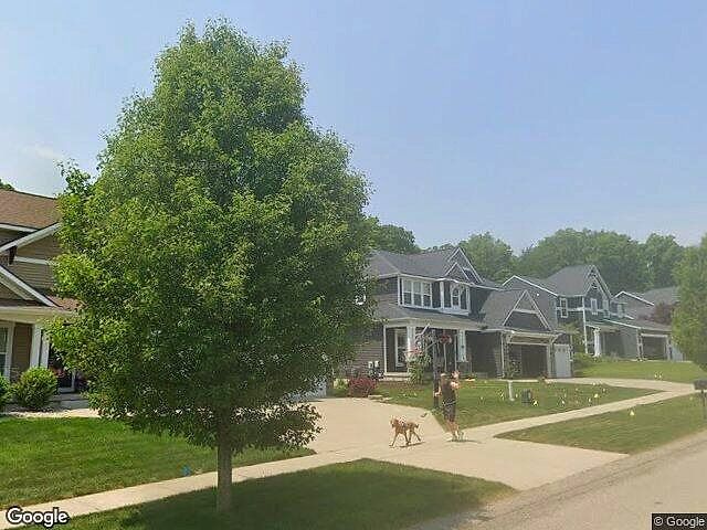 Brayridge Condominiums at Lowing Woods photo 4