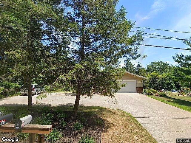 Alta Dale Acres photo 2