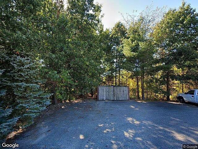 Bay Lakewood Commercial Park photo 2