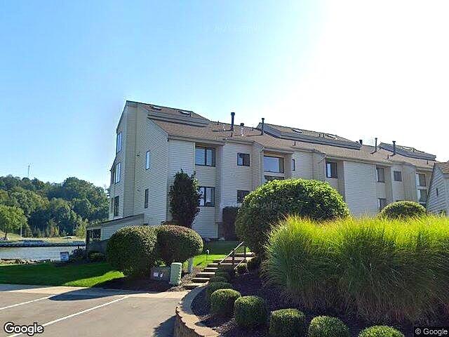 CAPTAINS COVE CONDO photo 3