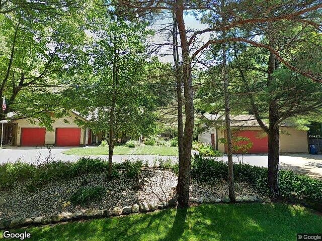 16824-28 Taft Street Condo photo 3