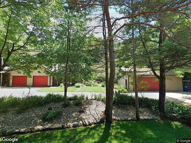 16824-28 Taft Street Condo photo 3