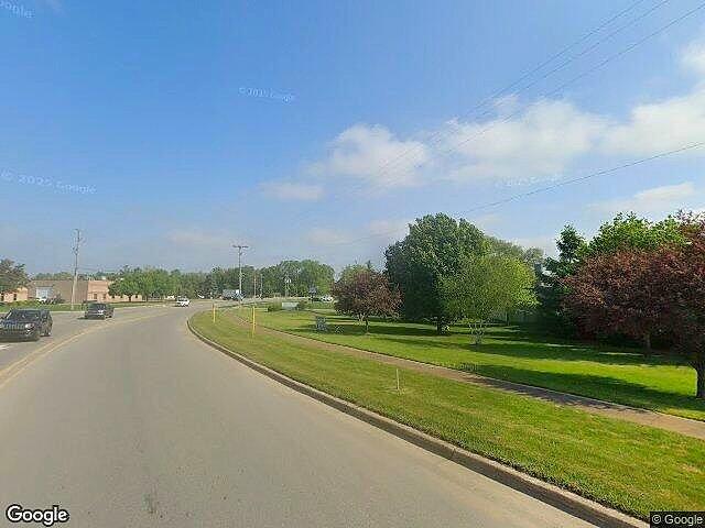 18TH AVE BUS CENTER CONDOS photo 3