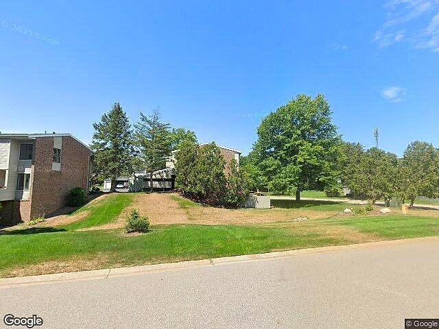 Forest Hills Condominiums photo 10