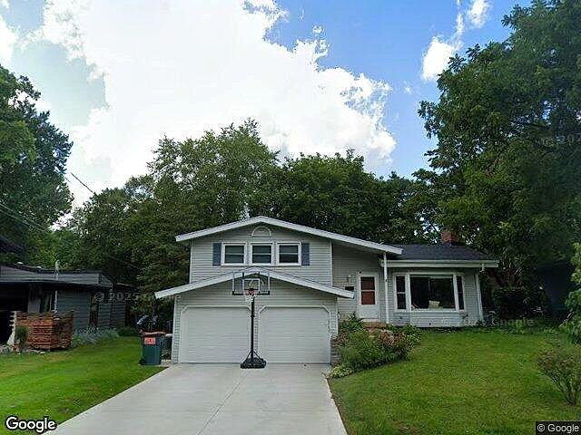 Albert-Realtors Boston St. Add No.1 photo 2