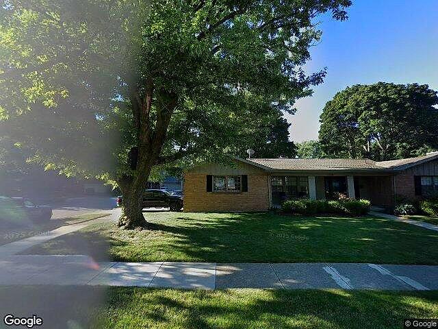 Albert-Realtors Boston St. Add No.1 photo 3