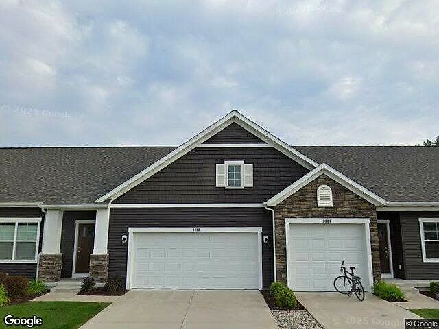 Cobblestone at the Ravines South Village photo 4