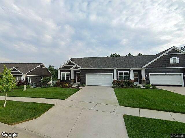 Cobblestone at the Ravines South Village photo 5