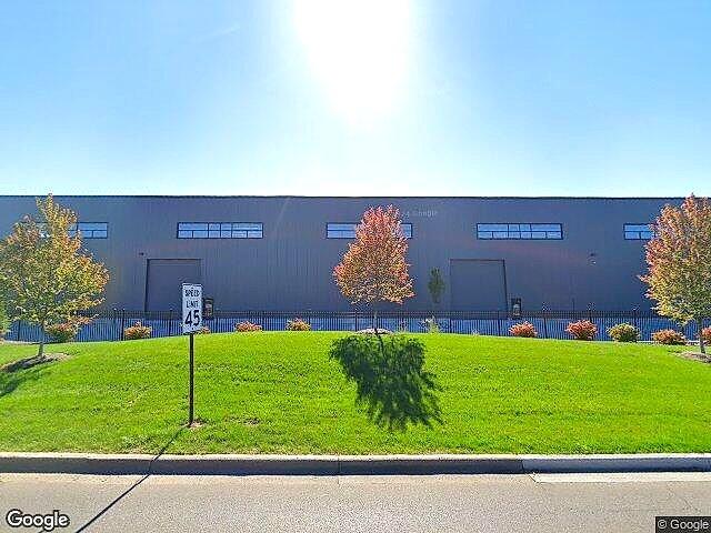 Holland Plaza photo 5