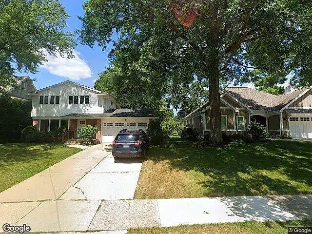 Albert-Realtors Breton Road Add. No.1 photo 2