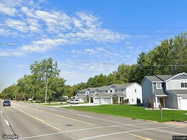 Evergreen Lane Condominiums photo 3