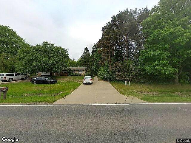 Evelyn Plains photo 2