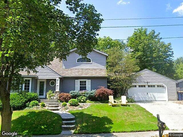 Ainsworth Sub. photo 2