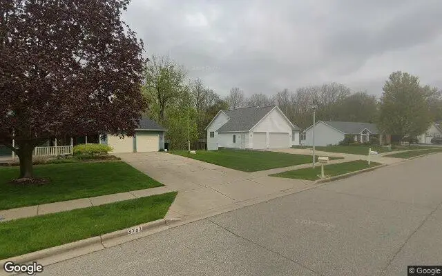Street view of Grandville