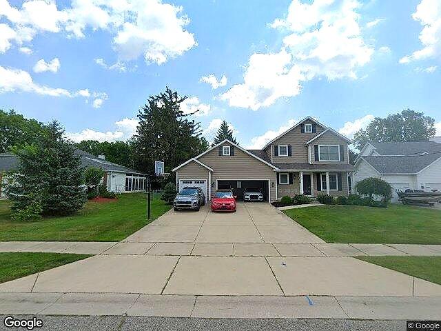 Adams  Acres photo 3