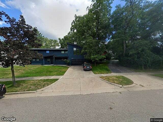 Albert-Realtors Boston St. Add. photo 6