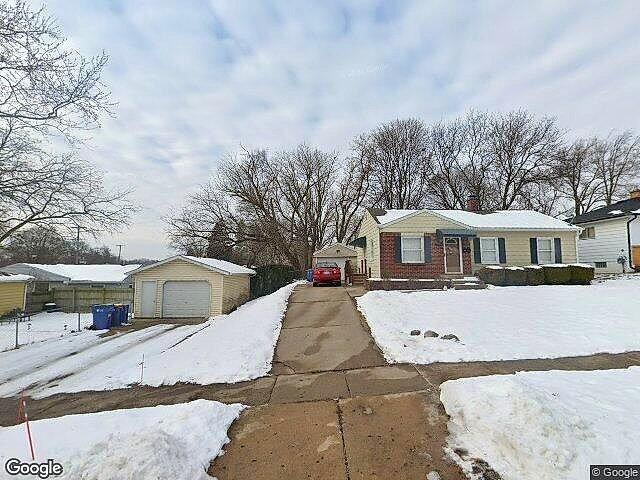 Albert-Realtors Fuller Ave Add. No. 1 photo 2