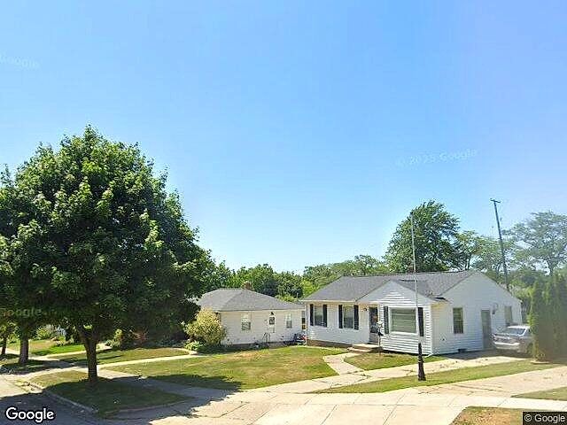 Albert-Realtors Fuller Ave Add. No. 1 photo 10