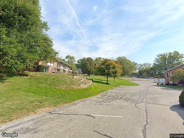 Crestwood Village Condominium photo 13