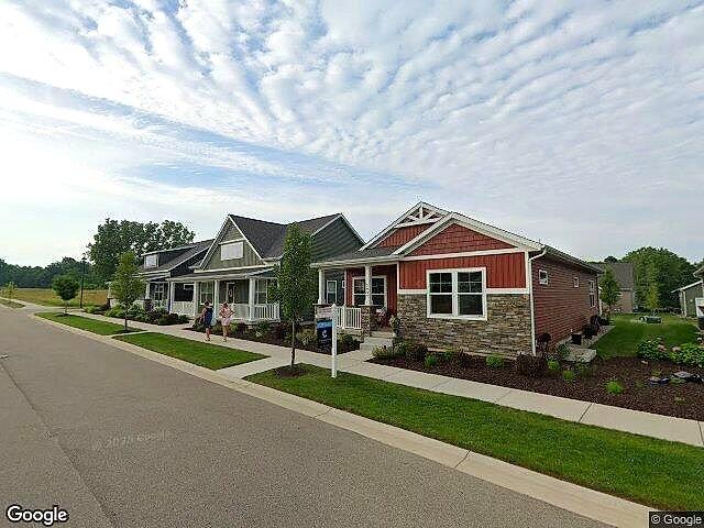 Cobblestone at the Ravines - North Village photo 3