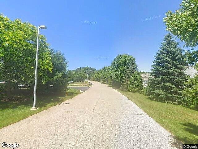 The Woods of Evergreen Lake photo 3