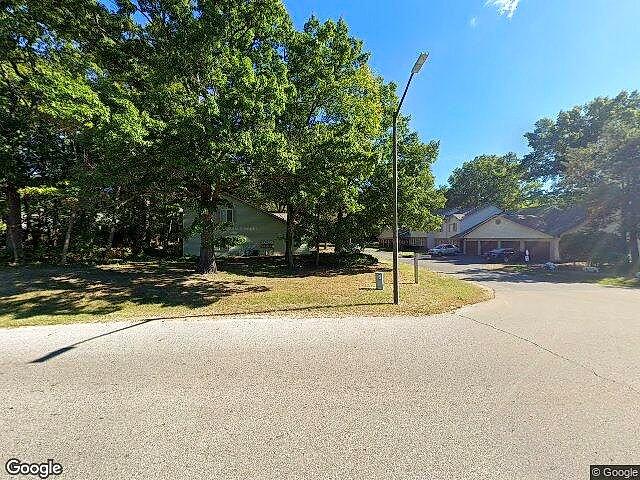 Amberwood Condominium photo 2