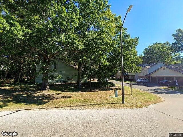 Amberwood Condominium photo 6