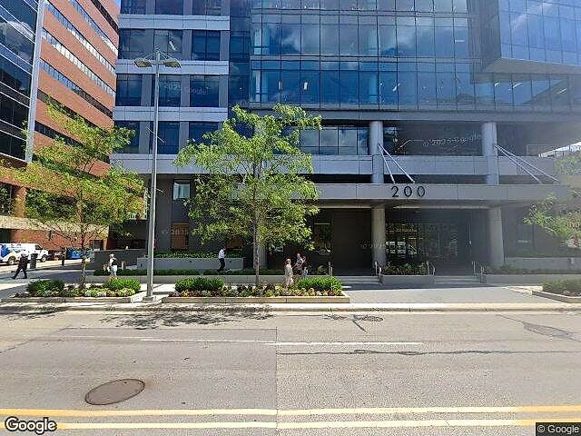 200 Monroe photo 4