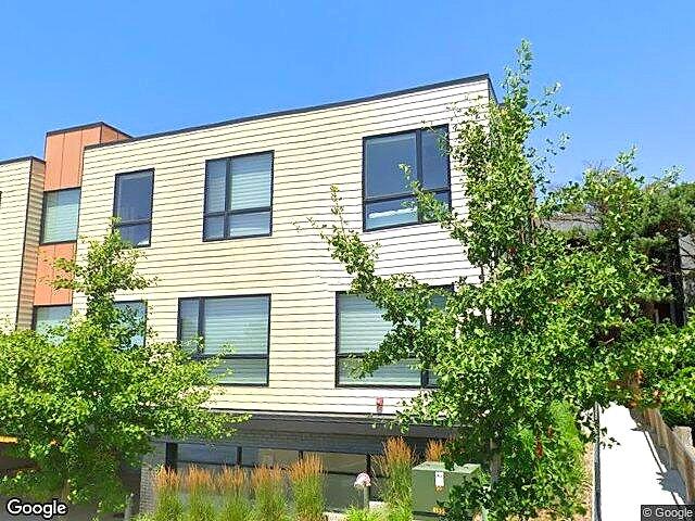 218 SOUTH HARBOR CONDOMINIUM photo 3