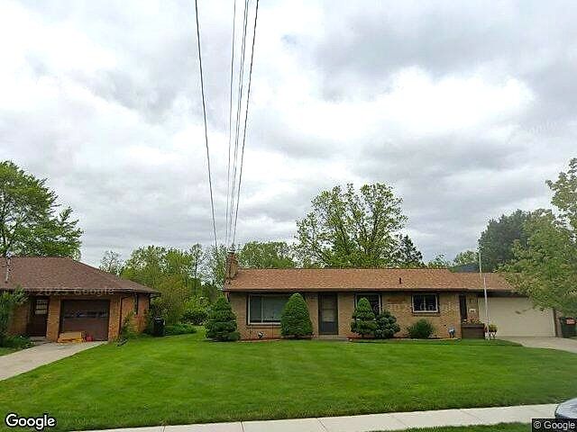 Summer Woods Area photo 6