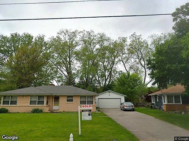 Summer Woods Area photo 10
