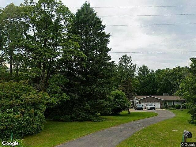 East Peach photo 2