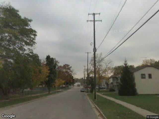 A. Campaus Third Addition photo 4