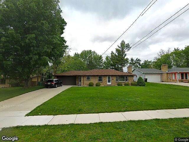 Summer Woods Area photo 3